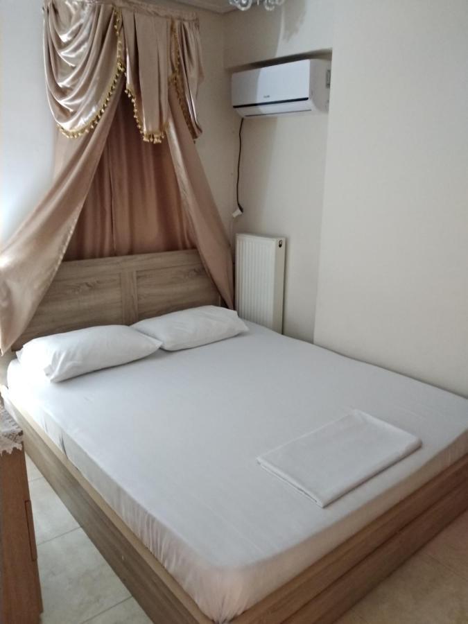 Penthouse Deluxe Apartment At Piraeus Ngoại thất bức ảnh